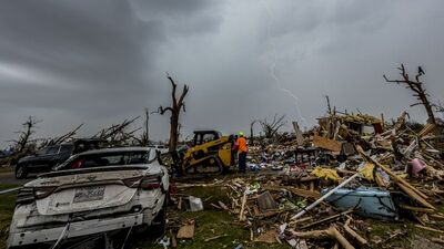 ABD'yi hortum vurdu, olağanüstü hal ilan edildi: 26 ölü