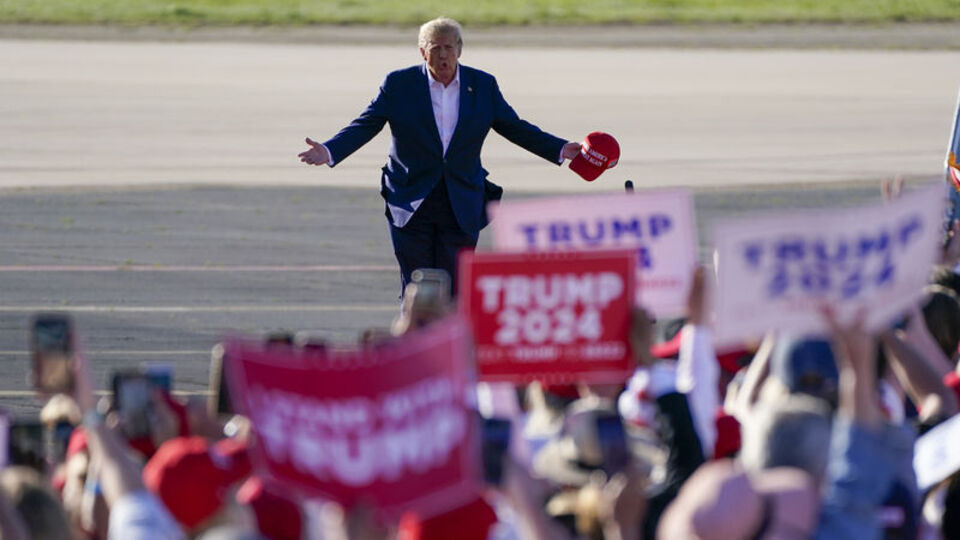 Trump seçim mitinglerine başladı: "Son savaş"