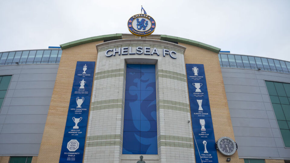 Chelsea'den dudak uçuklatan zarar!