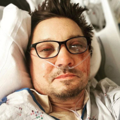 Ölümden dönmüştü! Yürümeye başladı