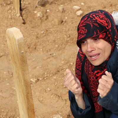 "O yaşarken olduğu gibi ölürken de kahramanım oldu"