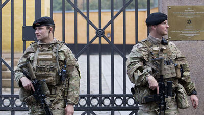 Danimarka'da ciddi bir asker açığı var