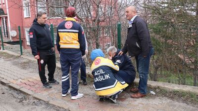 Karısını öldürüp kayınvalidesini bıçakladı!