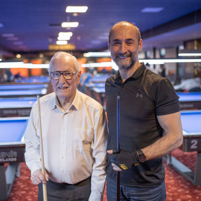 Bilardo efsanesi Raymond, İstanbul'da!
