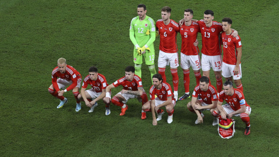 Galler'den kritik galibiyet!