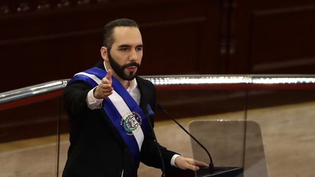 El Salvador açıklarında 1,2 ton kokain ele geçirildi