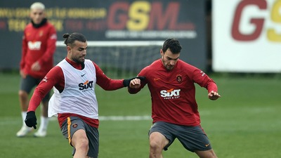 Kuntz'a flaş gönderme!