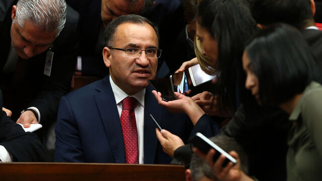 "Cumhurbaşkanı Erdoğan'ın adaylığı önünde engel yok"