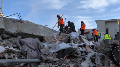 İsias Otel'de flaş gözaltı!