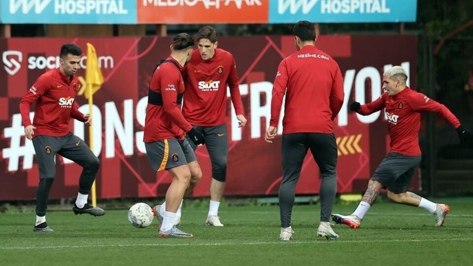 Galatasaray'da A. Demir mesaisi