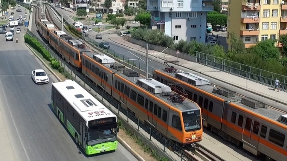 Adana metro durakları 2023