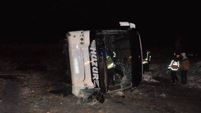 Yozgat'ta yolcu otobüsü devrildi: 1 ölü, 25 yaralı
