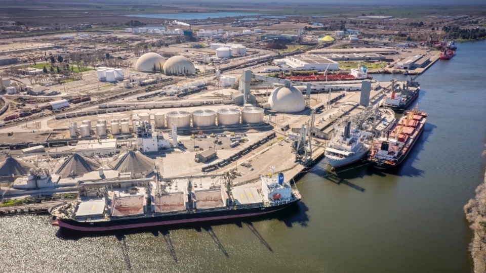 Ciner Grubu ve Şişecam'dan ABD'de liman işletmesi yatırımı