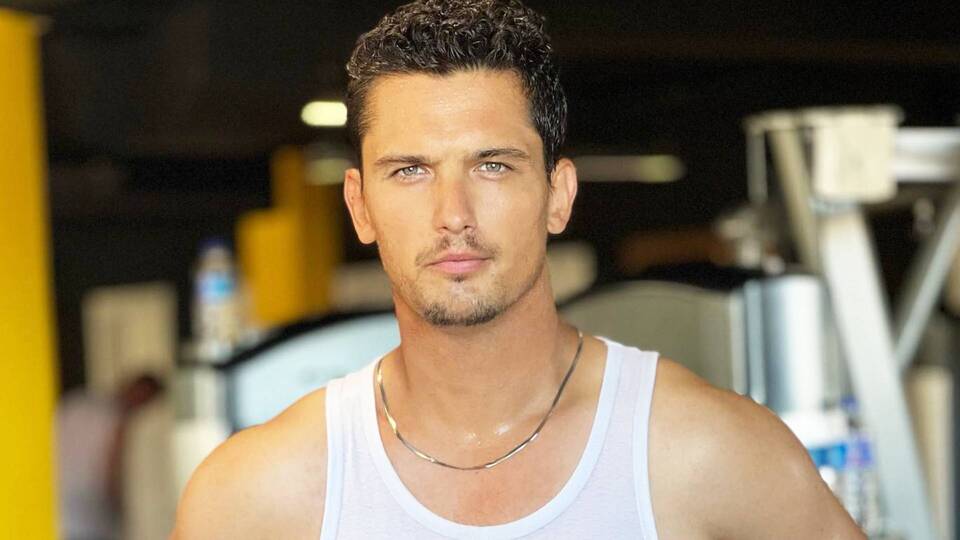 Kanseri yenen oyuncu setlere dönüyor