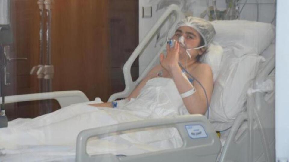 Çift taraflı akciğer nakliyle 14 saatte hayata döndü