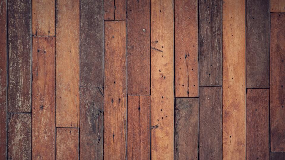 Parkeler nasıl parlatılır?