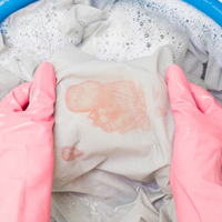 Çamaşır suyu lekesi çıkarma yöntemleri