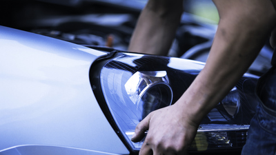 Araba farı nasıl parlatılır?