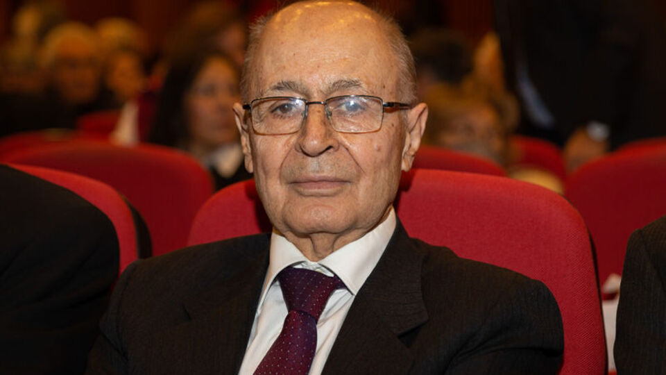 Ahmet Necdet Sezer'den Kılıçdaroğlu'na destek