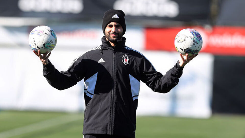 Ghezzal'dan F.Bahçe'ye gözdağı!