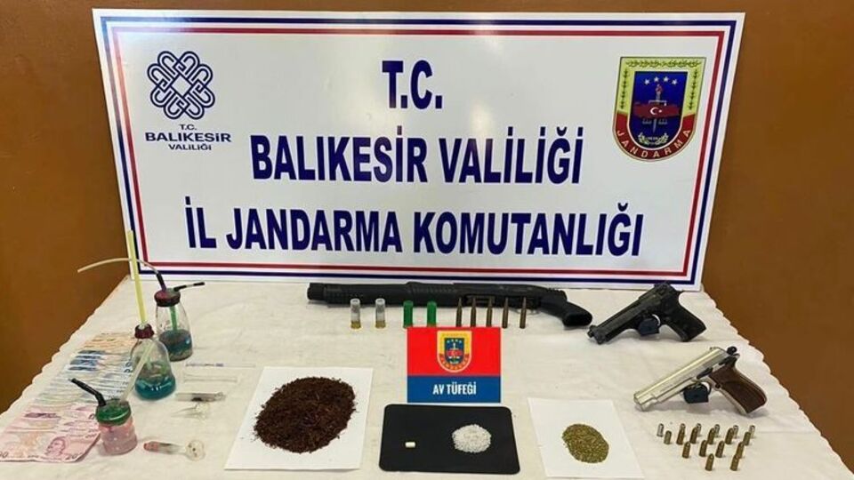 Balıkesir'de uyuşturucu operasyonu: 6 gözaltı