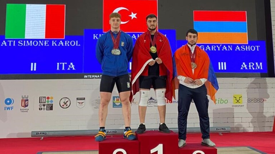 Milli halterci Kıymet, dünya şampiyonu!