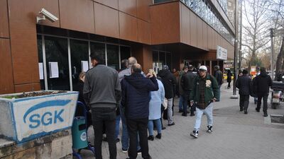 2023 SGK çalışma (mesai) saatleri