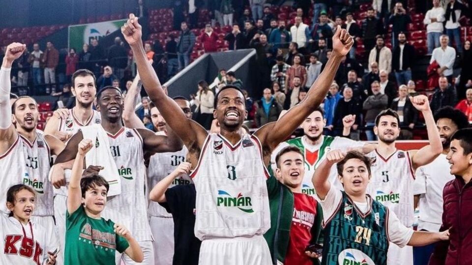 Pınar Karşıyaka, çıkışa geçmek istiyor