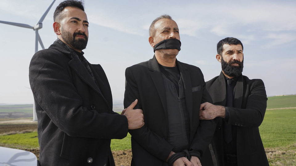 Kendisini canlandırdı