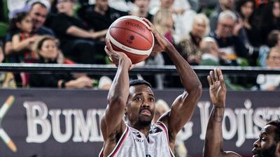 Errick Mccollum'dan kötü haber!