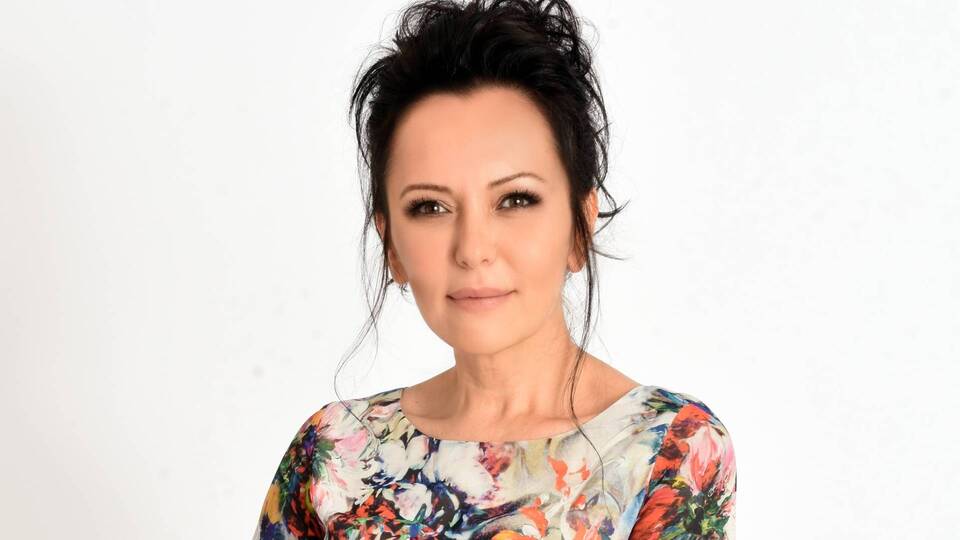 28 yıl sonra yeniden 'Adam'ı seslendirdi