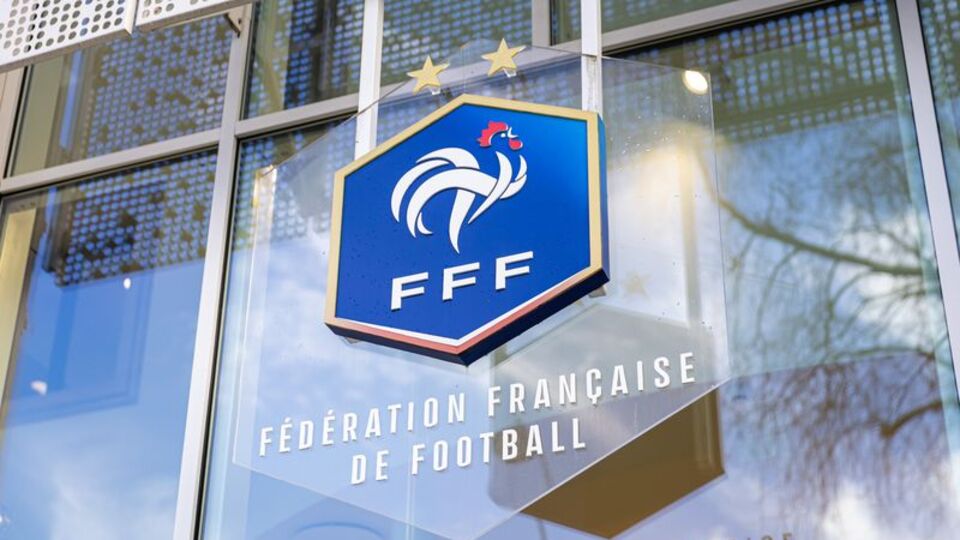 Fransa'da maçlara 'oruç' arası verilmesi yasaklandı!