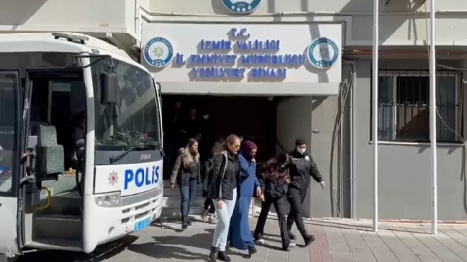 Kokusuz asetonla kredi kartı dolandırıcılığı!