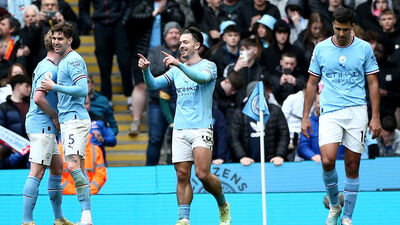 Manchester City, Liverpool'u dağıttı!