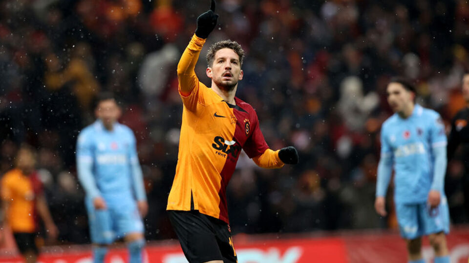 Mertens 55 gün sonra sahada