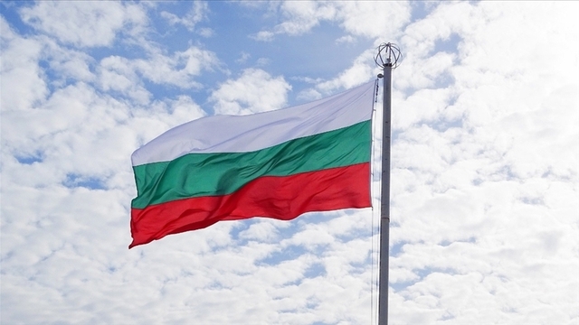 Bulgaristan'da halk erken genel seçim için sandık başında