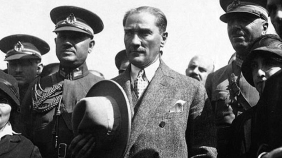 Atatürk'ün Müziğe ve Sanatçıya Verdiği Önem
