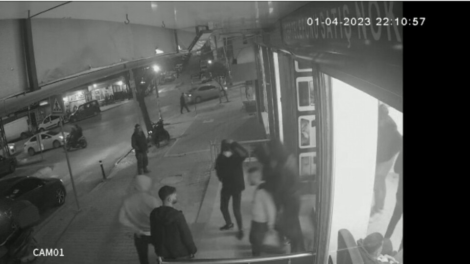 Silahlı ve maskeli kişiler işyeri sahibini kaçırdı!