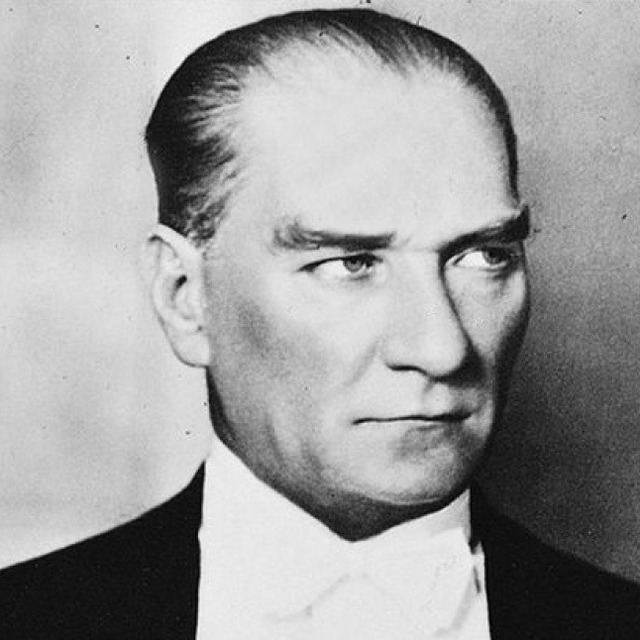 Mustafa Kemal Atatürk'ün Hayatı