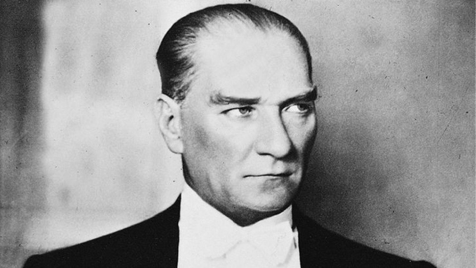 Mustafa Kemal Atatürk'ün Hayatı