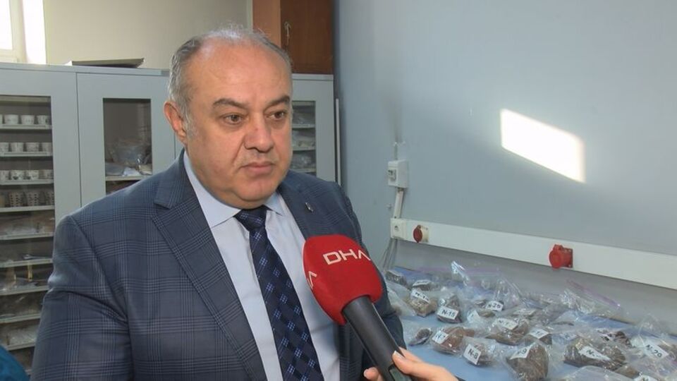 "Hatay'da yıkılan binalardaki demir Suriye yapımı"