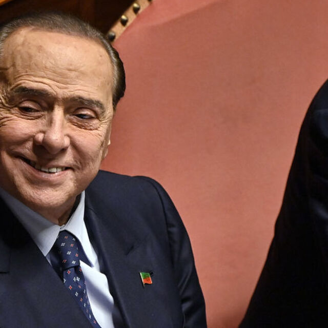 Yoğun bakıma kaldırılan Berlusconi'ye lösemi teşhisi