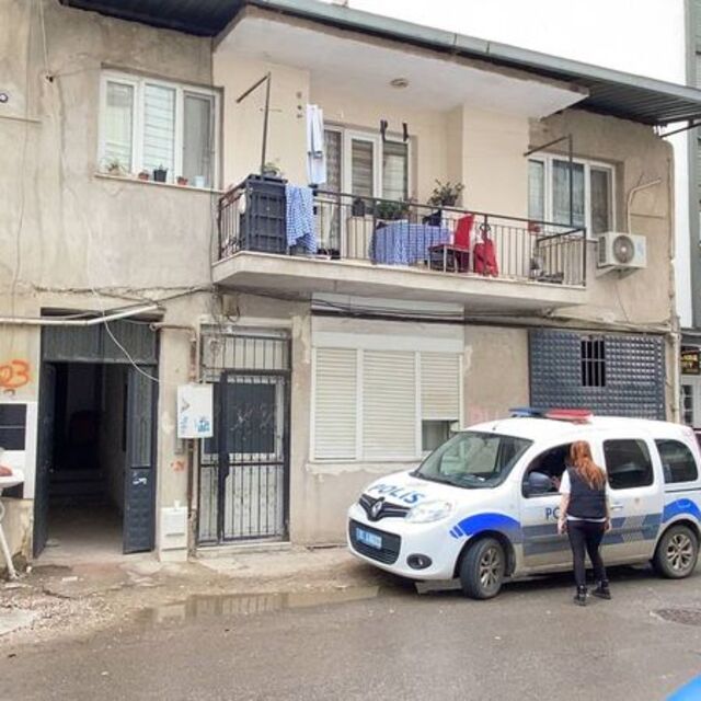 Komşu kavgasında damacana fırlatan kadını öldürdü