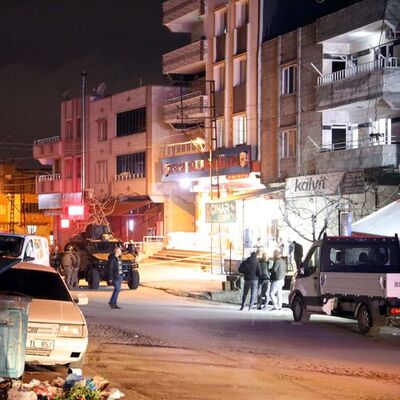 Husumetli aileler arasında kavga: 1'i polis 2 ölü, 2 yaralı