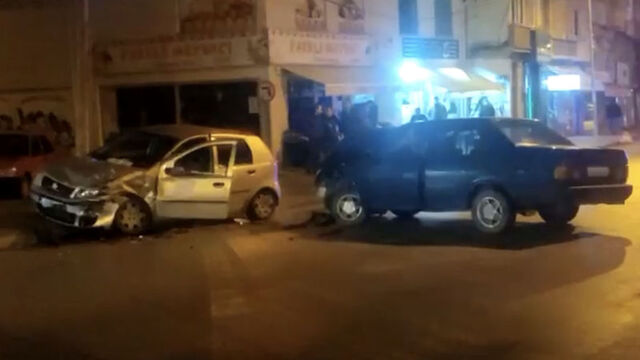Bozüyük'te çarpışan iki otomobildeki 7 kişi yaralandı