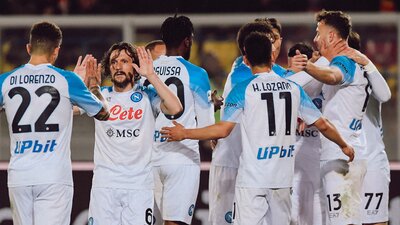 Napoli'den şampiyonluk adımı!