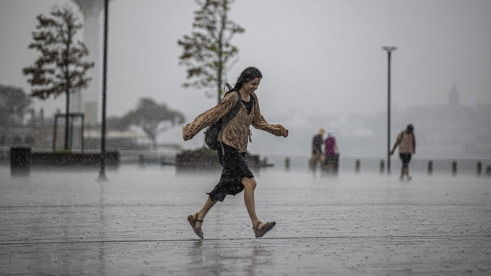 Meteoroloji'den 5 kent için "sarı" alarm! 3 bölgede sağanak!