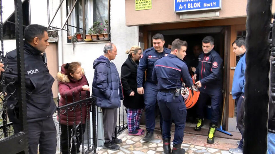 Herkesin başına gelebilir! Yaşlı kadın evde düştü! Günler geçti...