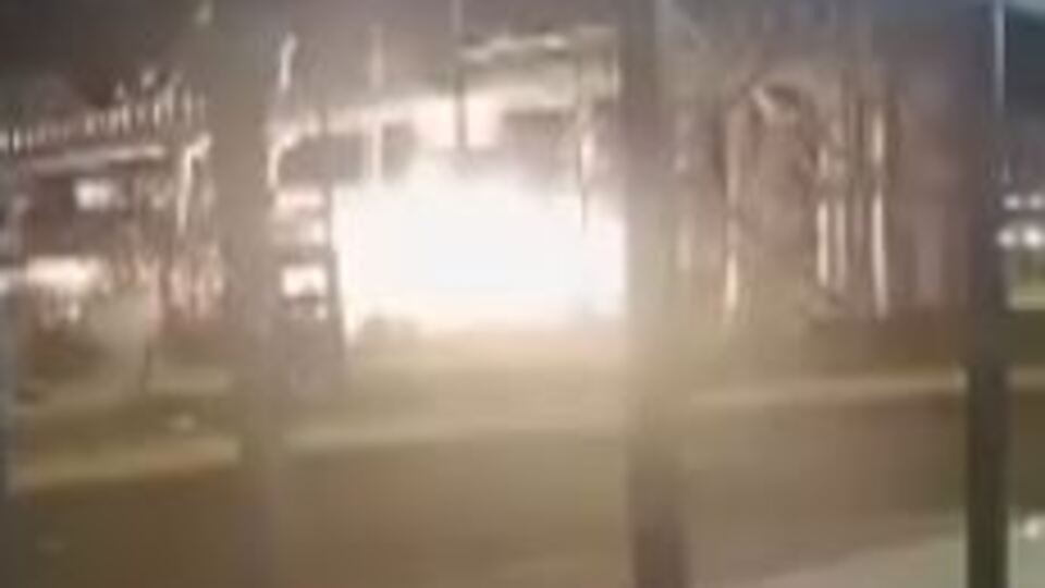 2 kişi öldü! Araç alev topuna döndü! İşte o anlar!