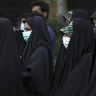 İran'da başörtüsü takmayanlar için akıllı kamera dönemi